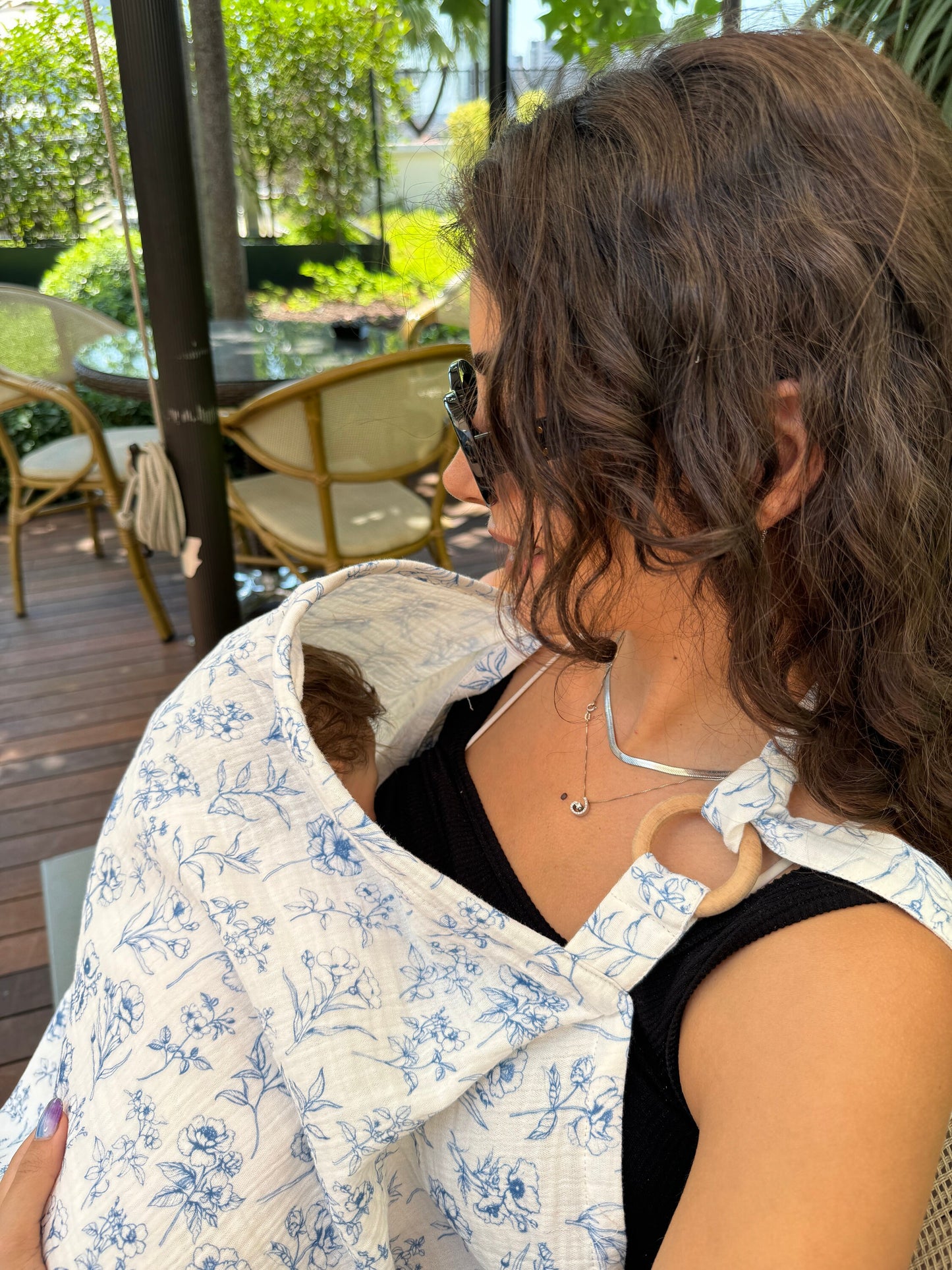 Nursing Cover for Baby Breastfeeding & Pumping, Muslin Double Gauze Cotton, Breast Feeding Apron Shawl Breathable Wire