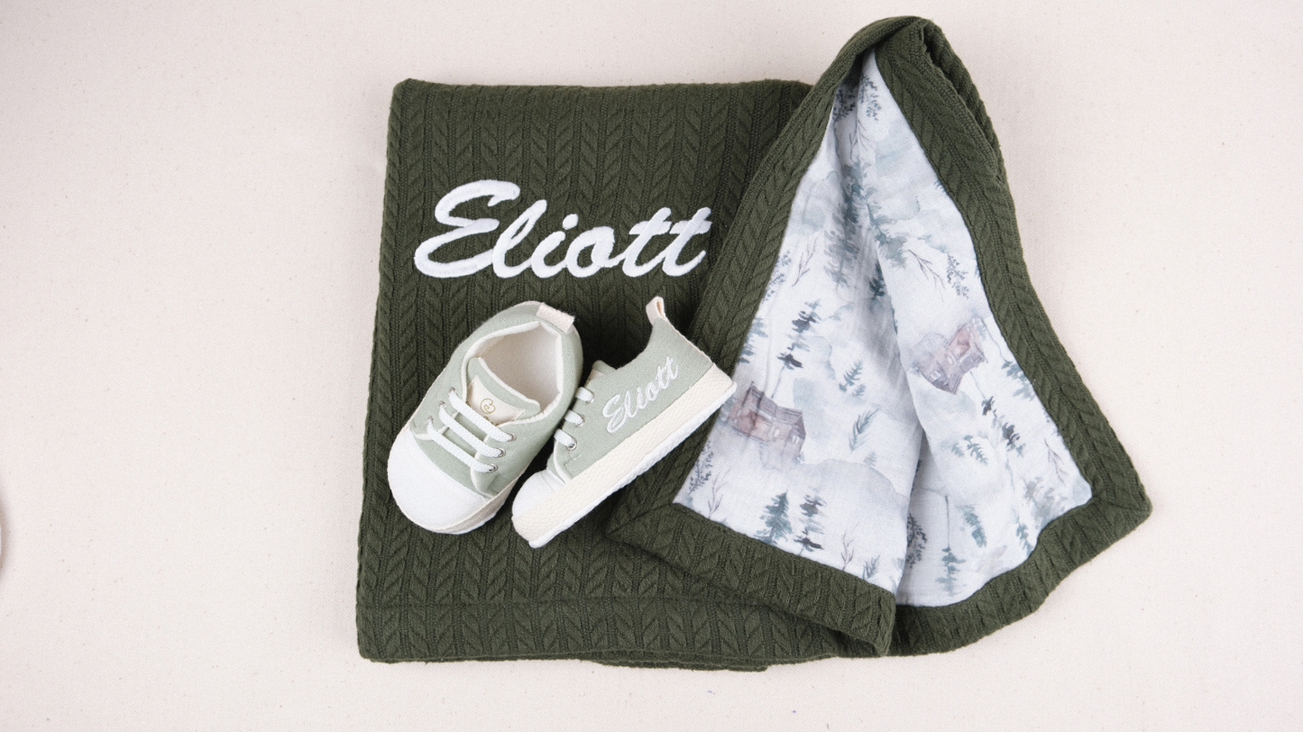 Personalized Baby Gift Set Waffle Blanket & Muslin Baby Shoes Handmade Soft Sole – Dark Green