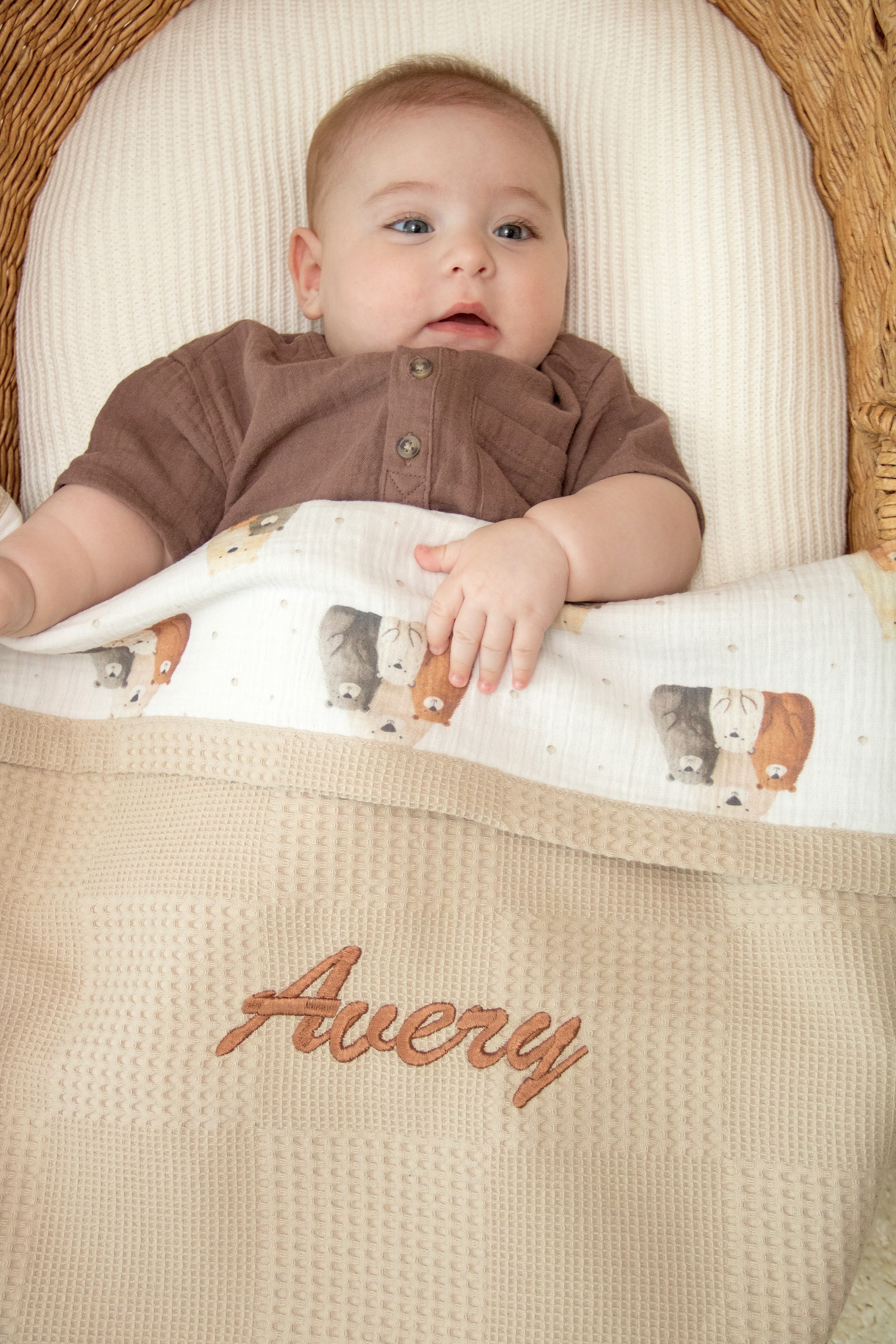 bear blanket personalized baby name embroidery Mouliss waffle