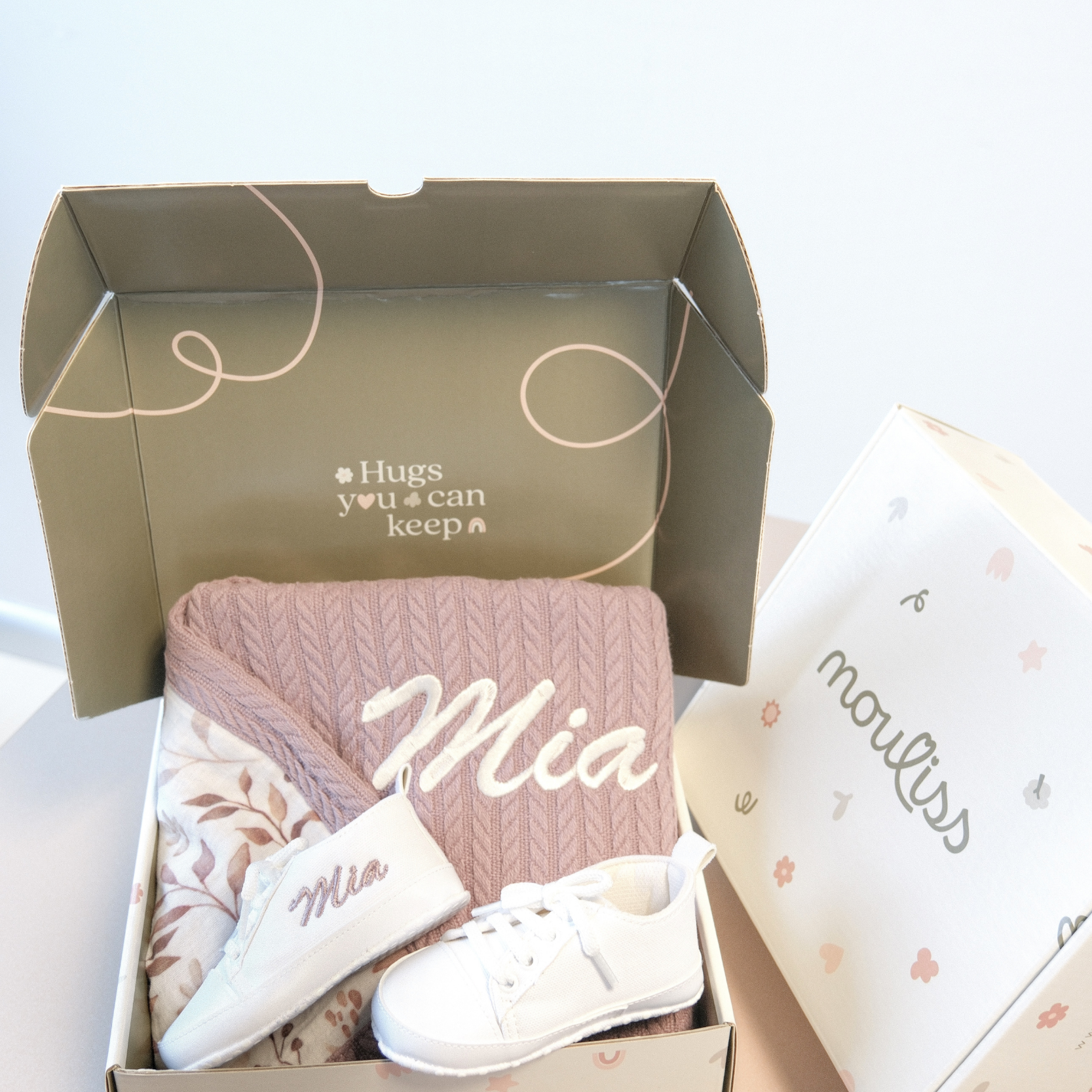 personalized baby shower gift set by Mouliss