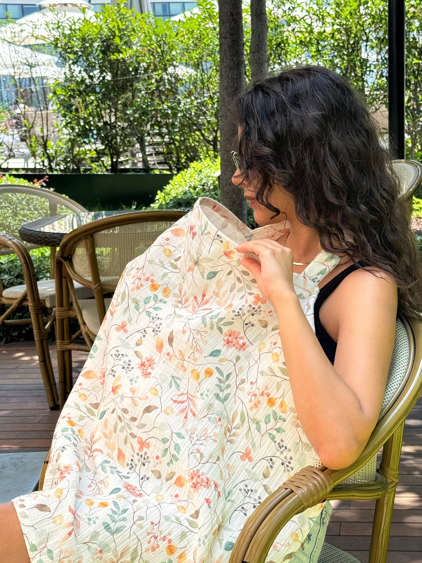 Nursing Cover for Baby Breastfeeding & Pumping, Muslin Double Gauze Cotton, Breast Feeding Apron Shawl Breathable Wire