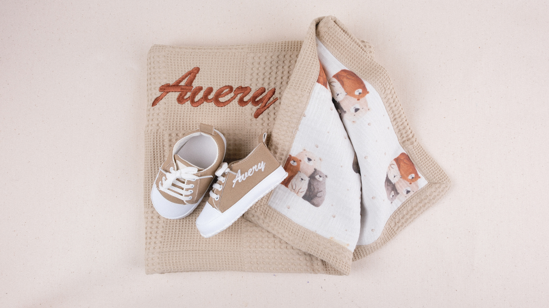 Mouliss Brown personalized baby gift set — styling photo 1