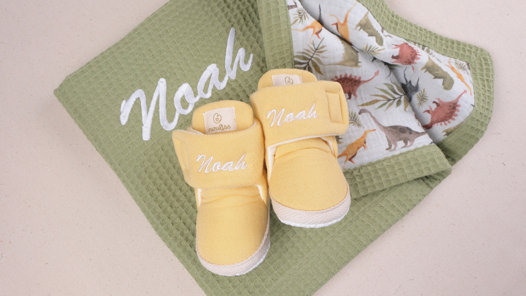 Mouliss Green personalized baby gift set — styling photo 1