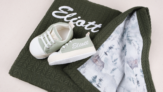 Personalized Baby Gift Set Waffle Blanket & Muslin Baby Shoes Handmade Soft Sole – Dark Green