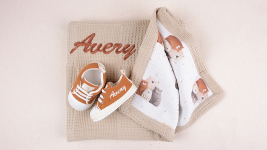 Personalized Baby Gift Set Waffle Blanket & Muslin Baby Shoes Handmade Soft Sole – Brown