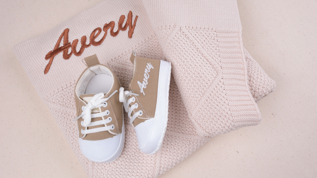Mouliss Cream personalized baby gift set — styling photo 1