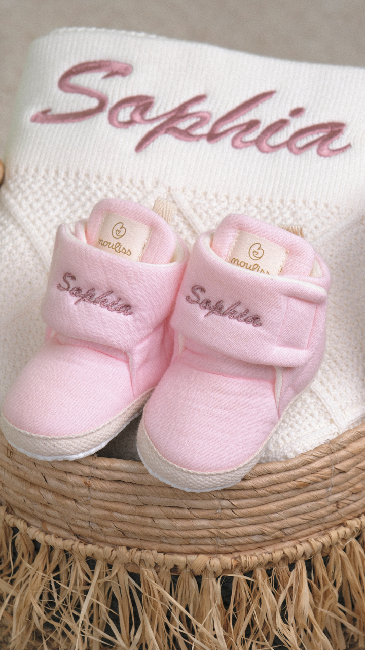 Mouliss White personalized baby gift set — styling photo 2