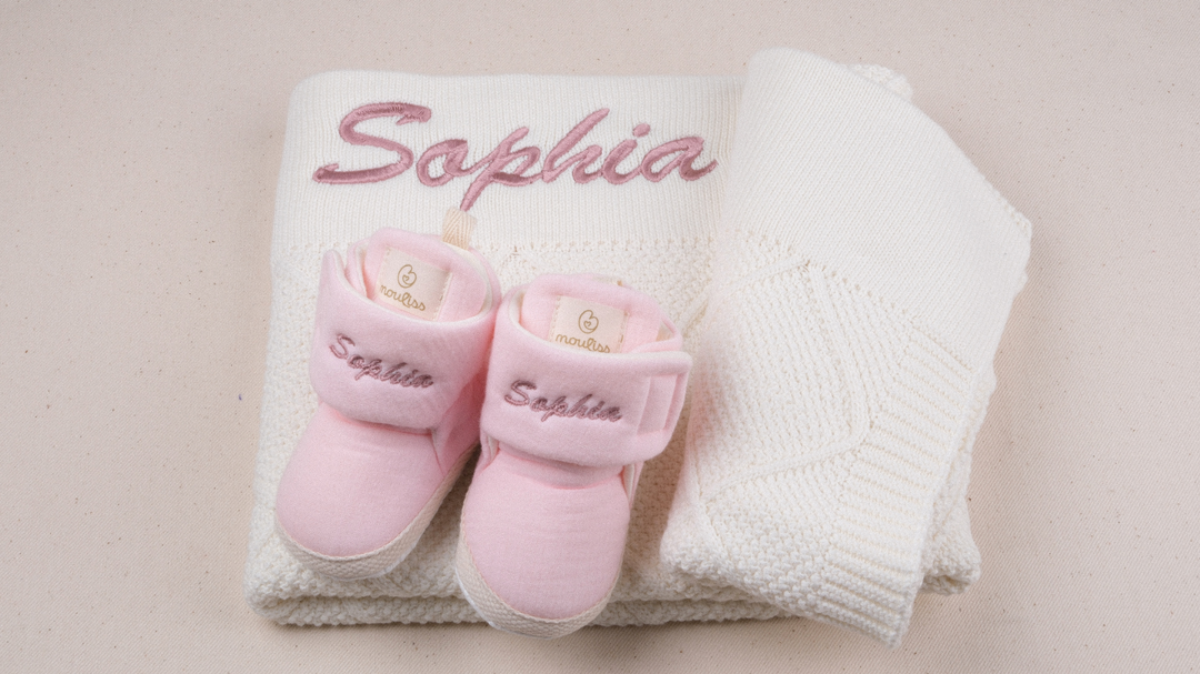 Mouliss White personalized baby gift set — styling photo 1